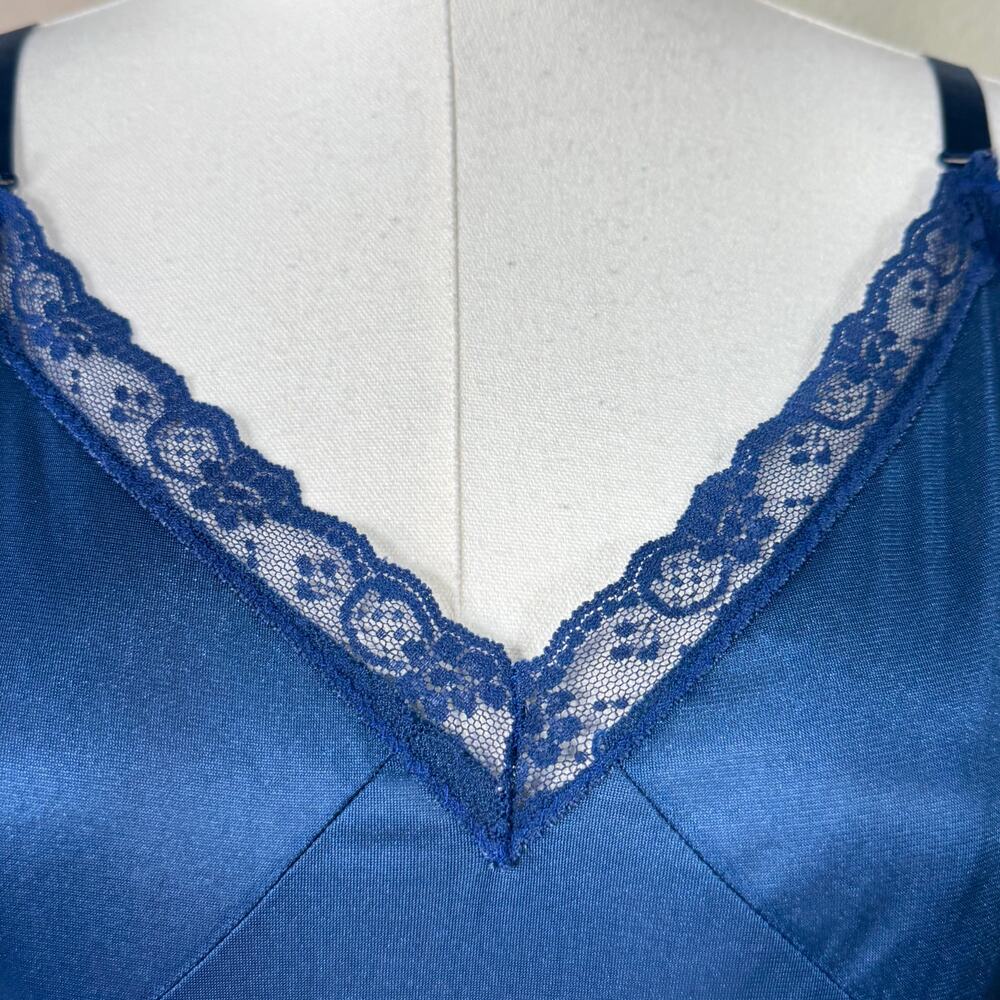 Vintage Nylon Lace Full Slip Dress Dark Coquette Romantic Goth Whimsigoth 2X 48 - Picture 2 of 6